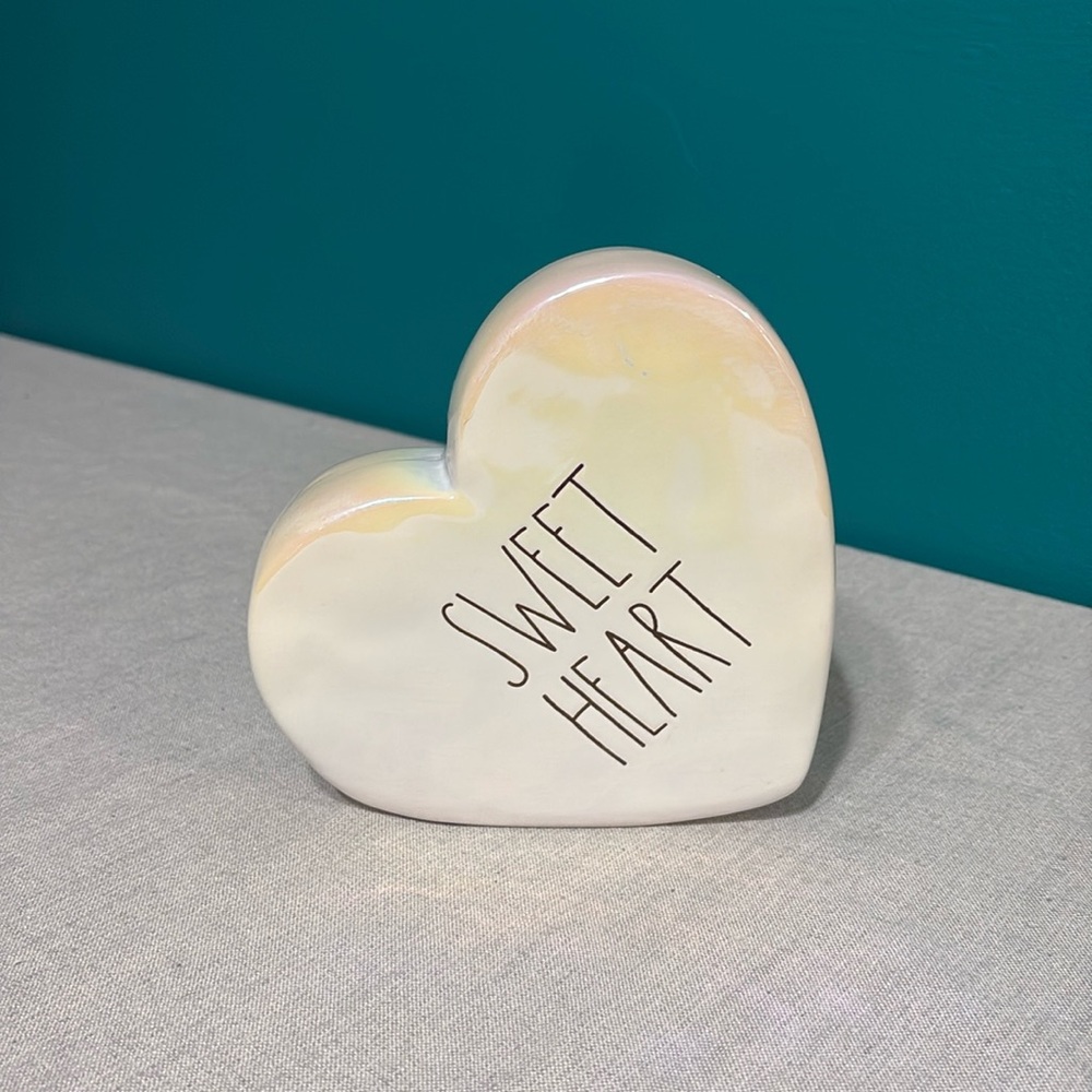Rae Dunn Valentine’s Day ceramic heart